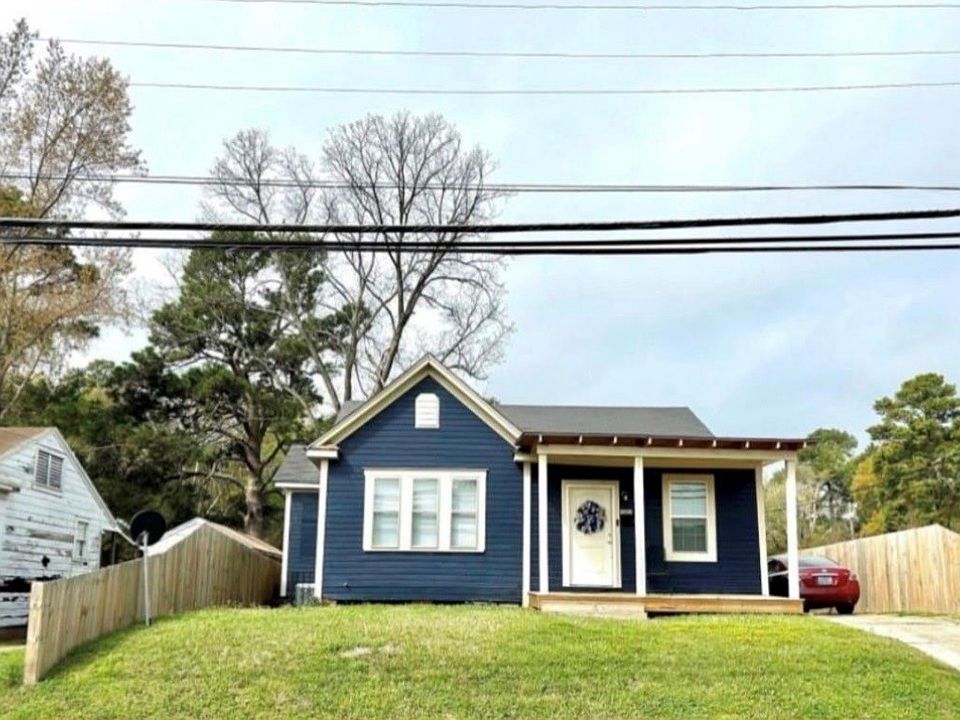 1st image of 2812 Elm St