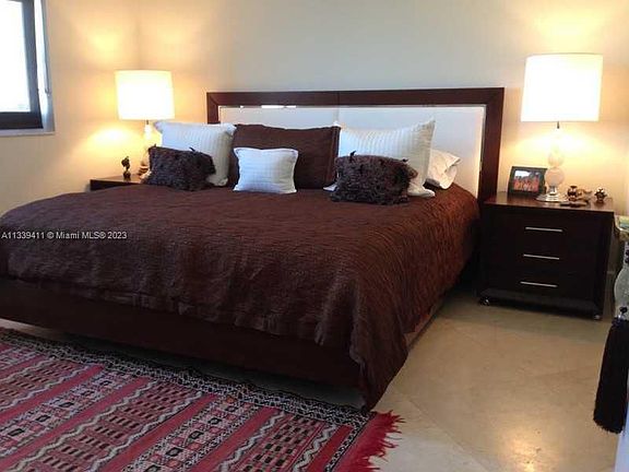 5th image of 4100 Salzedo St APT 819