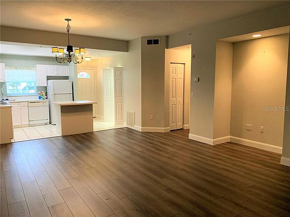 4th image of 4245 Breezeway Blvd #2513B2