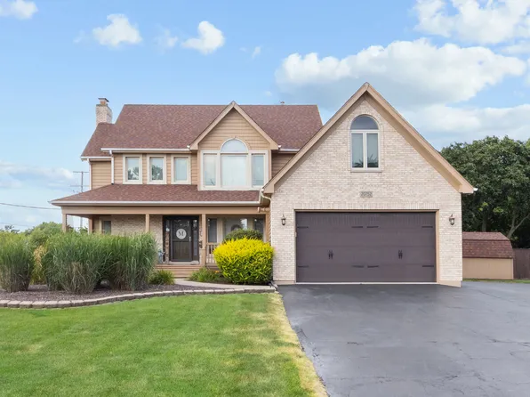 20752 Mary Dr, Lockport, IL 60441
