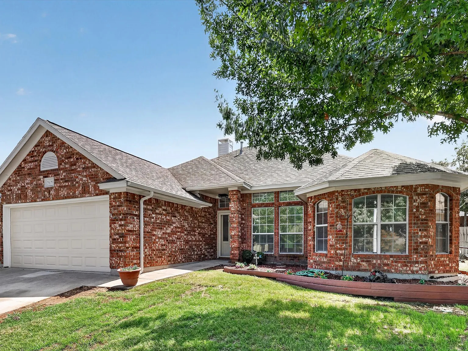 3 bed, 1487 sqft, $2,100 — Photo 4