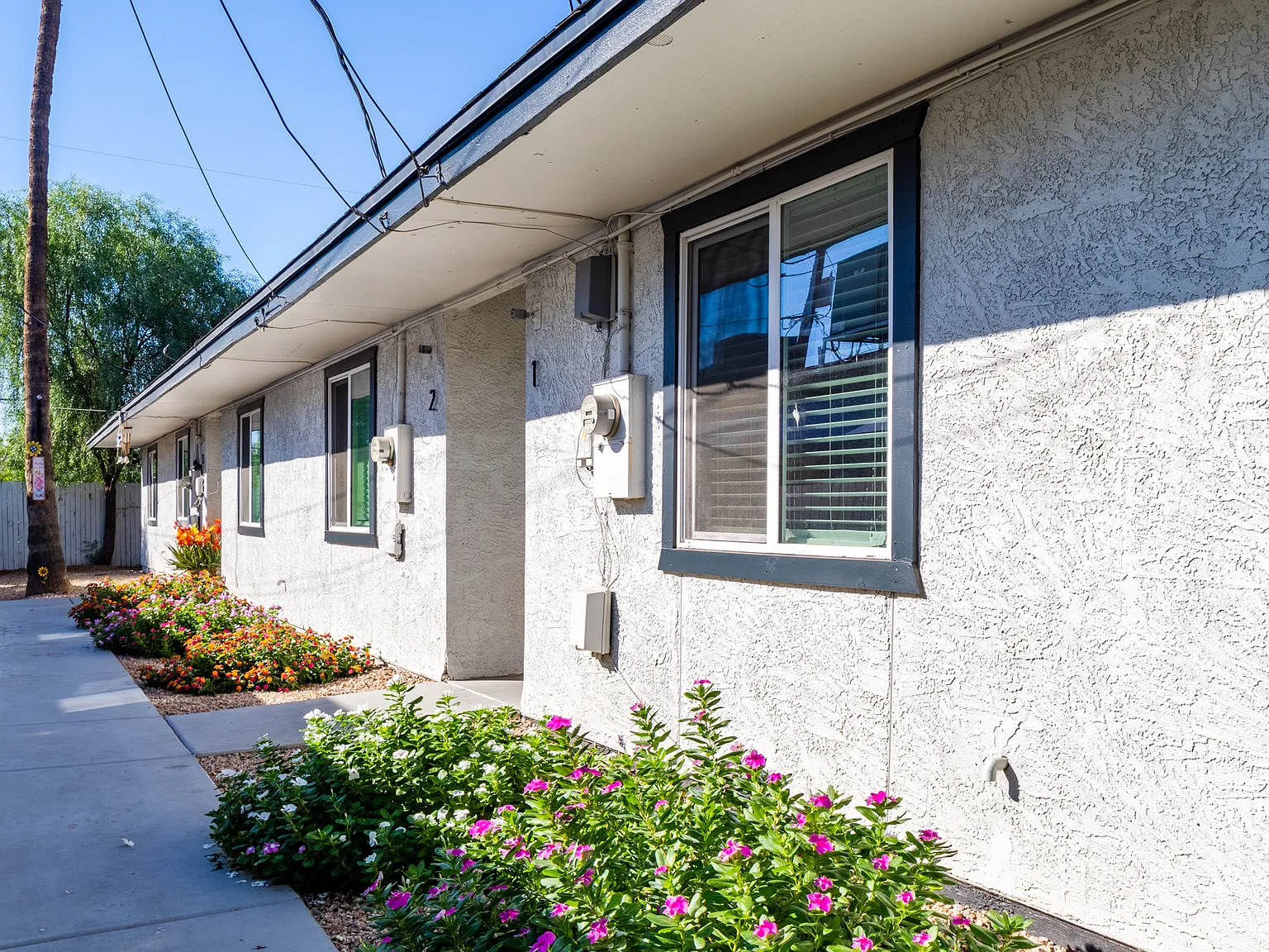 2511 W Hayward Ave Phoenix AZ 85051 — Photo 2