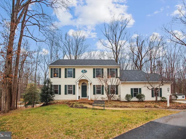 1700 Saddle Dr, Gambrills, MD 21054