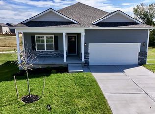 811 Bentley Dr, Belton, MO 64012