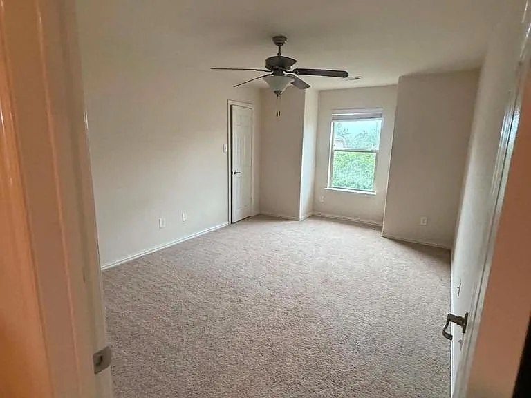 19806 Amber Village Ln — Photo 9