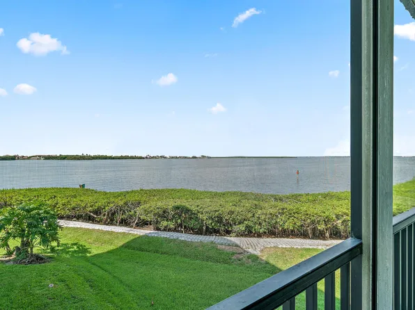 3609 S Banana River Blvd APT C206, Cocoa Beach, FL 32931