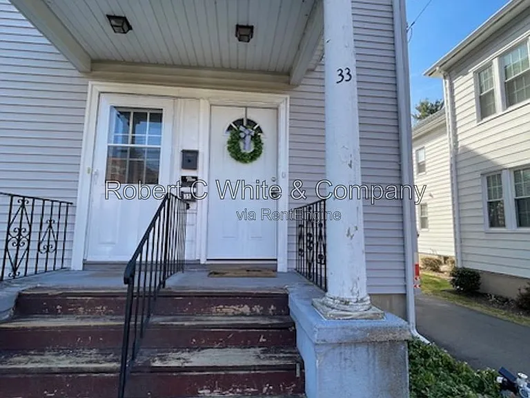 33 Outlook Ave #2 — Photo 1