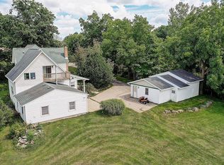 549 Union Rd, Brooklyn, WI 53521