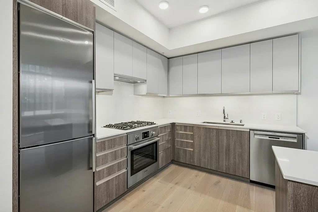 1 bed, 623 sqft, $2,325 — Photo 3