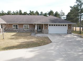 210 Thumper Pond Dr, Ottertail, MN 56571