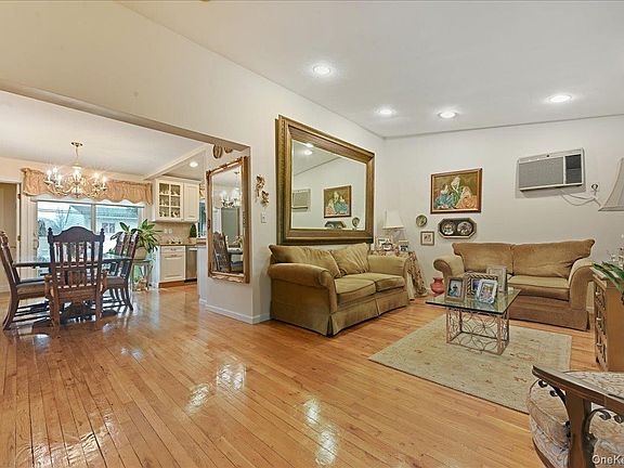 4th image of 3937 Kingsberry Road