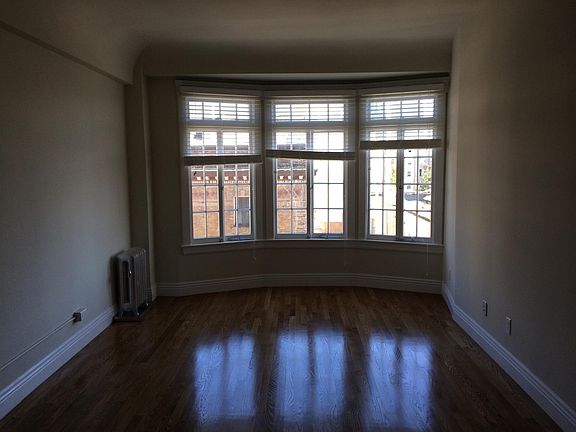 3rd image of 745 Hyde St APT 9