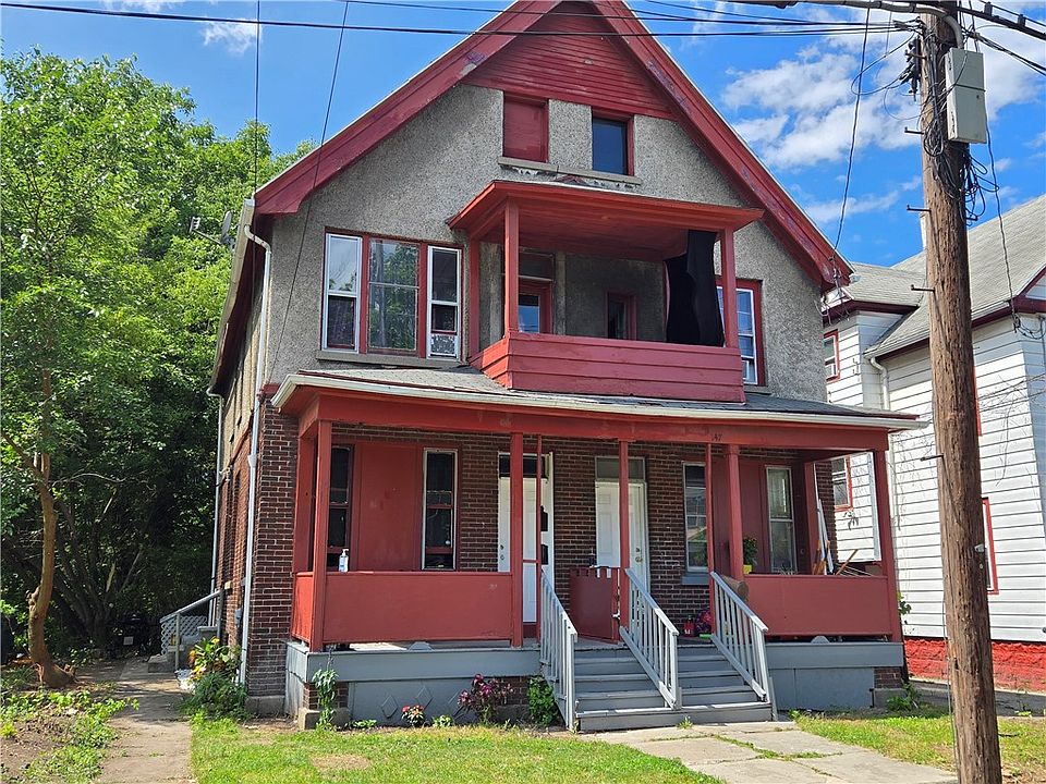 1st image of 139 Rohr St