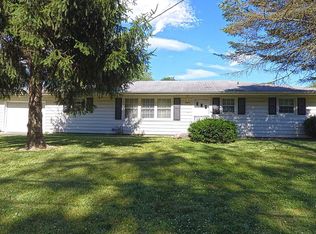 4870 N Kruse Rd, Mount Zion, IL 62549