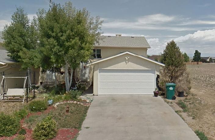 2nd image of 735 S Bellflower Dr