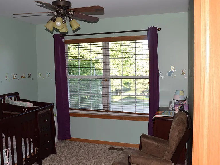 2 nd bedroom