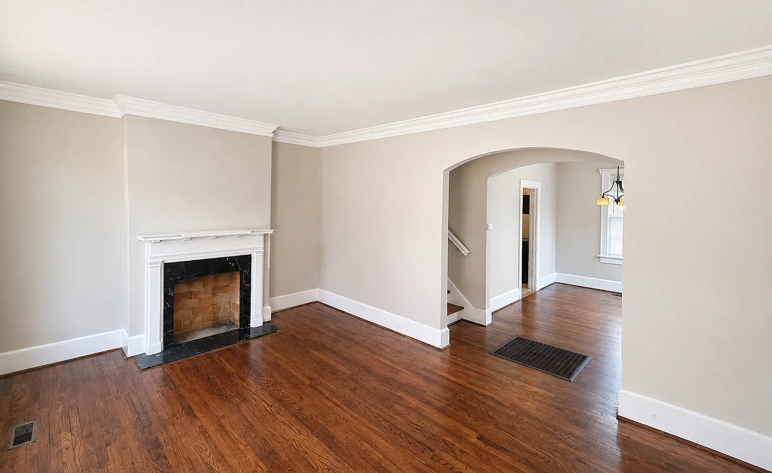 2 Story Cloverdale Historic Duplex — Photo 1