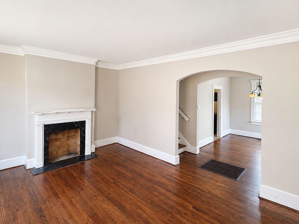 1st image of 2031 Ridge Ave #2037