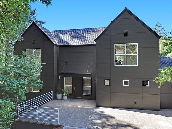 2nd image of 5144 SW Hewett Blvd