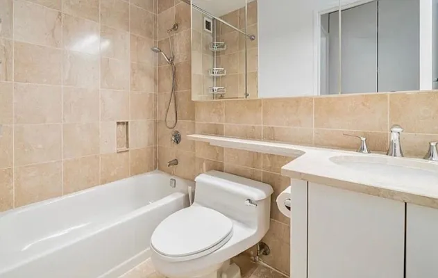 Rented by Oxford Property Group | media 7