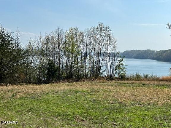 4th image of 143 Docks Of The Bay Dr
