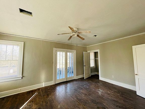 4th image of 1623 W 22nd St