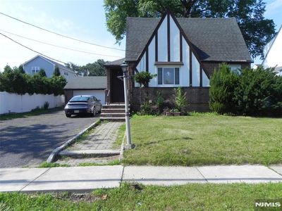 7 Lakeview Ave, Little Ferry, NJ, 07643