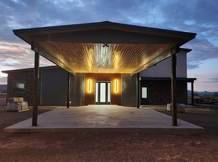 105 Calle Limpia, Alpine, TX 79830