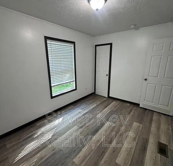 758 County Road 319 — Photo 16