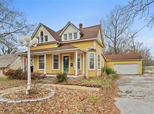 826 S Pine St, Harrison, AR 72601