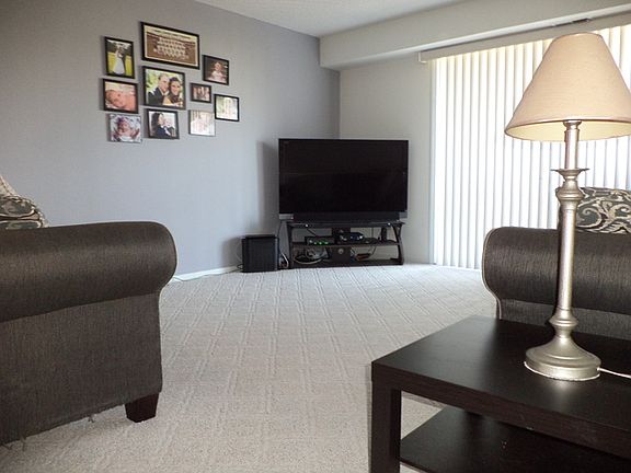 4th image of 13645 S Lamon Ave APT A12