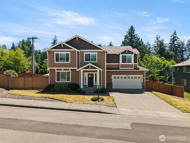 2nd image of 6366 Juanita Circle NE
