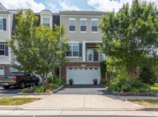 14105 Catbird Dr, Gainesville, VA 20155