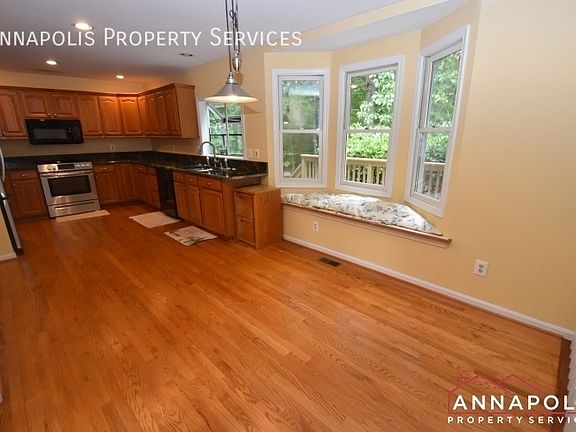 3rd image of 1811 Johnson Rd