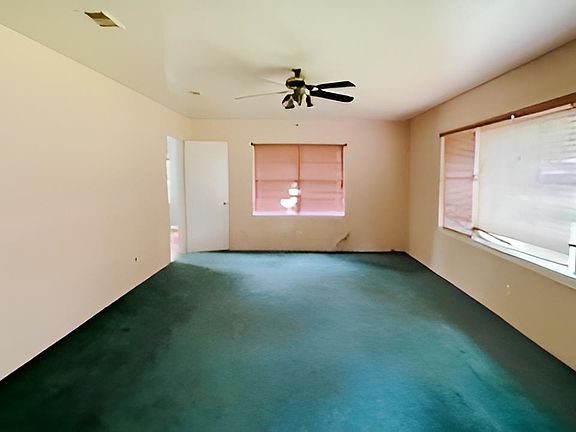 3rd image of 911 Dolby St