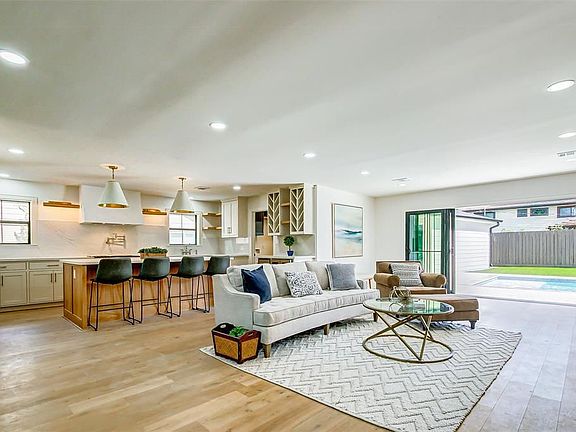 3rd image of 12507 Mooremeadow Ln