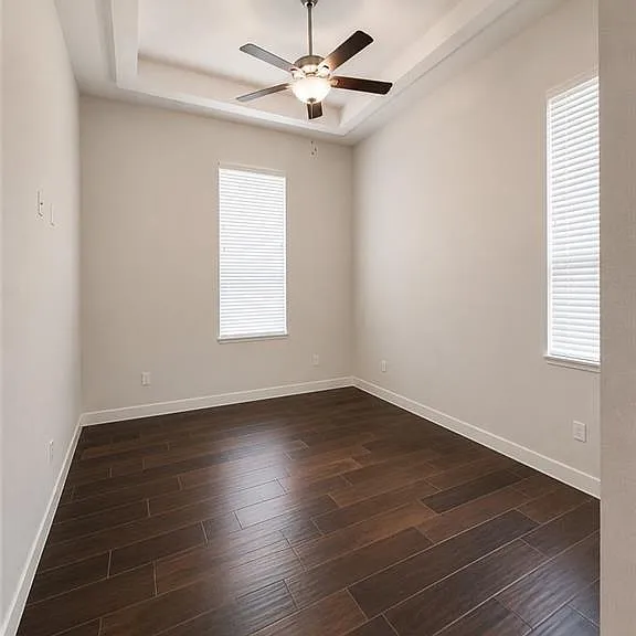 2507 Zinnia St — Photo 19