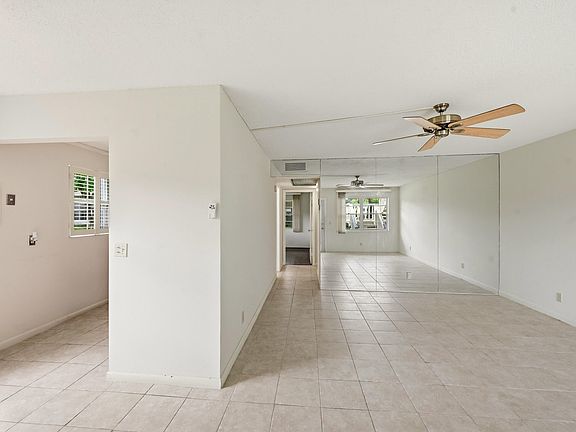 4th image of 132 Cambridge F