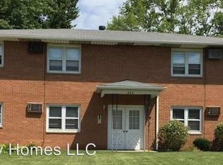 862 Cook Ave APT 3, Youngstown, OH