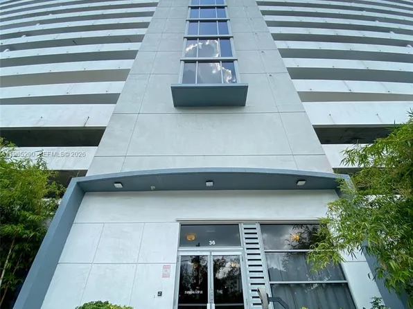 36 NW 6th Ave APT 708, Miami, FL 33128