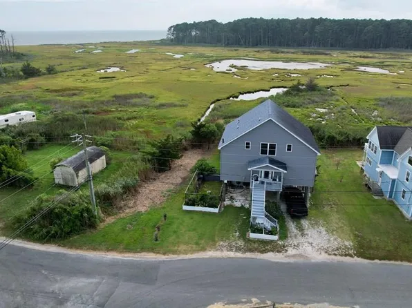 39030 State Line Rd, Greenbackville, VA 23356