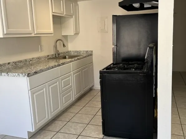 1223 N Dysart Rd #8, Avondale, AZ 85323