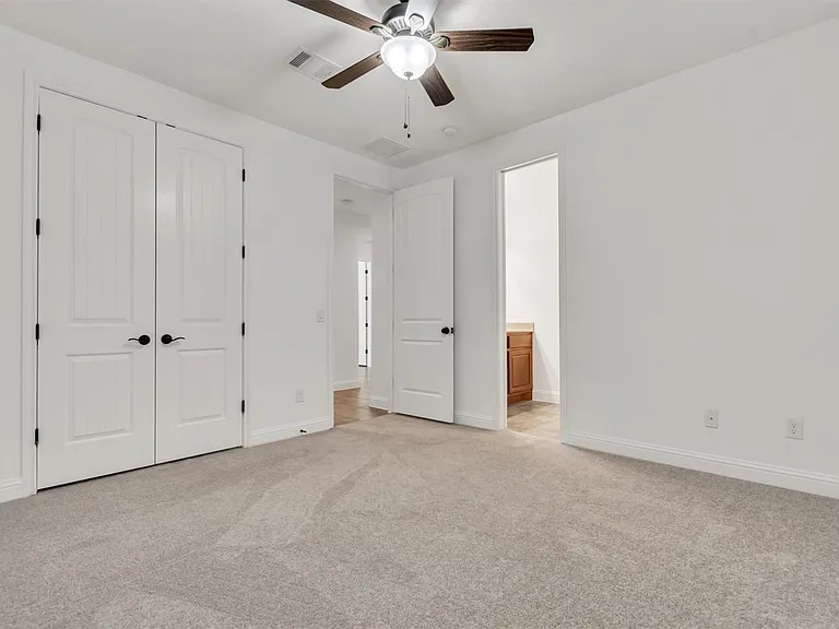 142 Goodwater Ct — Photo 21