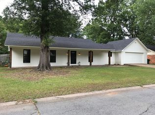 21 Covewood Dr, Conway, AR 72034