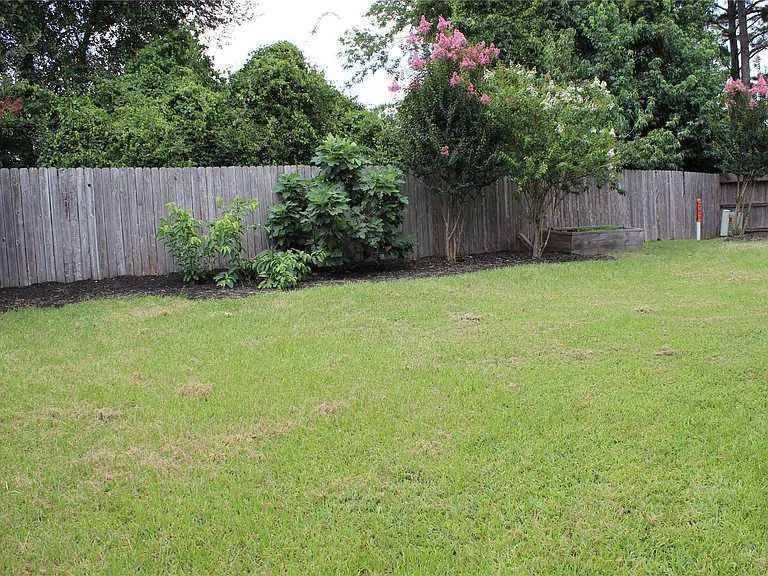 8727 Stoney Brook Ln — Photo 30