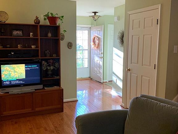 2nd image of 123 Littondale Ct