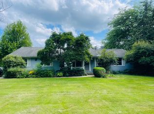 14619 Pleasant Valley Rd, Woodstock, IL 60098