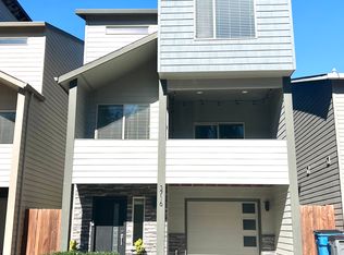 3716 Nicholson Rd, Vancouver, WA 98661