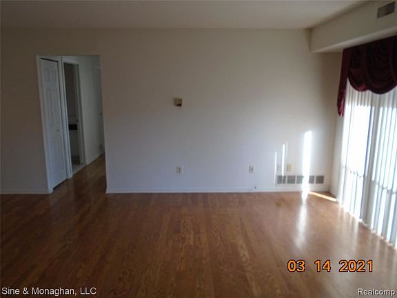 2nd image of 303 Sunset Ln #22