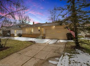 25390 Ronan Rd, Bedford Heights, OH 44146